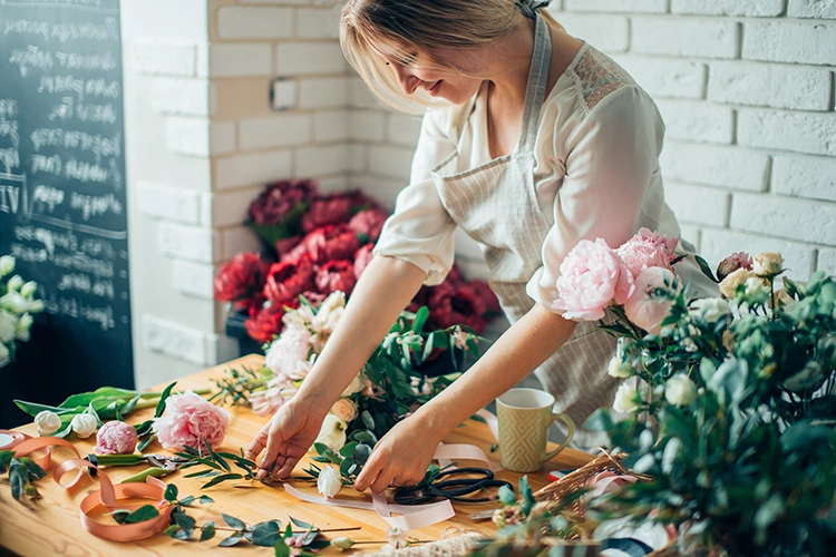 Fleuristes : 8 astuces pour un magasin plus durable - Clayrton's, leader  français de l'emballage floral et festif